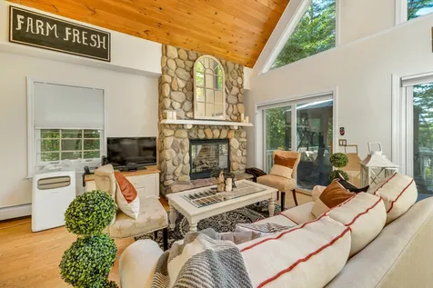 35 South Dorr Way Wakefield NH 03830