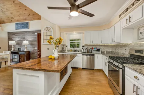 35 South Dorr Way Wakefield NH 03830