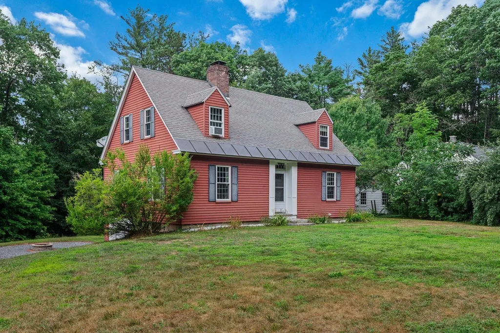108 Sand Hill Road Peterborough NH 03458