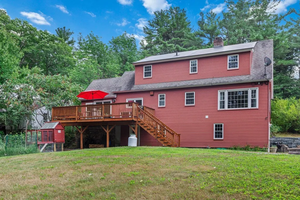 108 Sand Hill Road Peterborough NH 03458