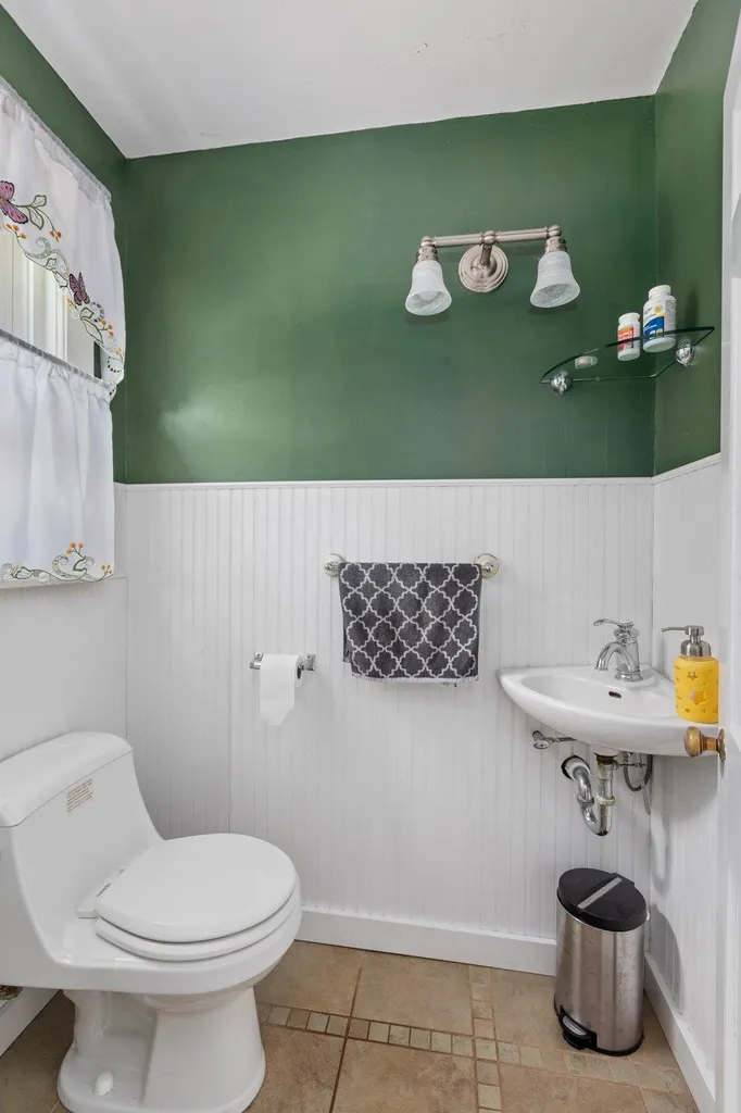 108 Sand Hill Road Peterborough NH 03458