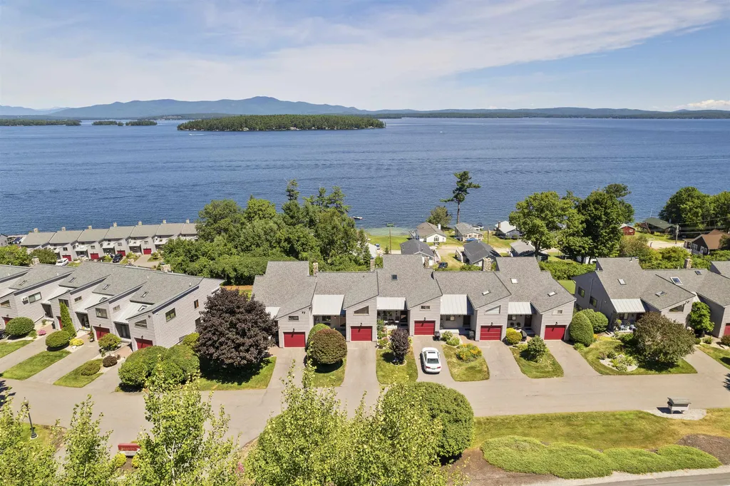 170 Belknap Point Road Gilford NH 03249