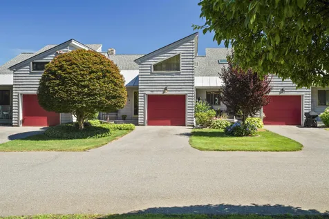 170 Belknap Point Road Gilford NH 03249