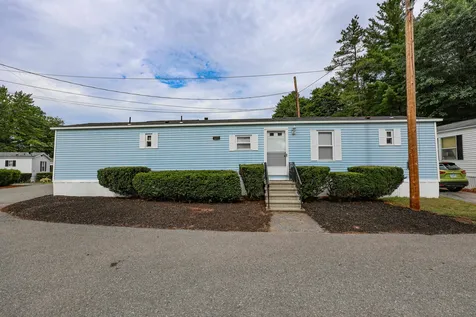 40 Thistle Way Manchester NH 03109