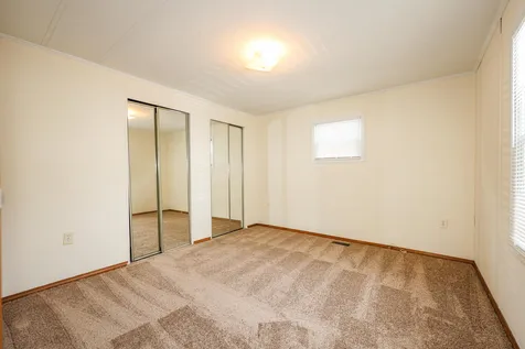 40 Thistle Way Manchester NH 03109