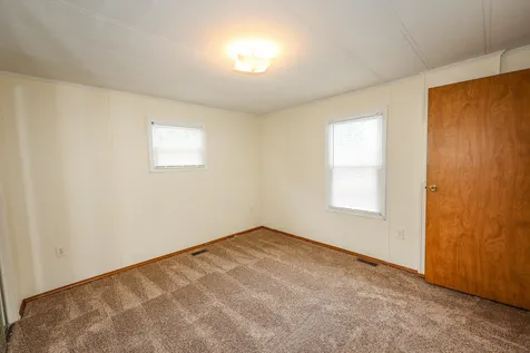 40 Thistle Way Manchester NH 03109