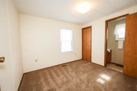 40 Thistle Way Manchester NH 03109