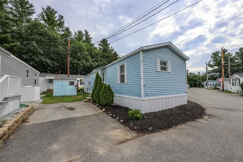 40 Thistle Way Manchester NH 03109
