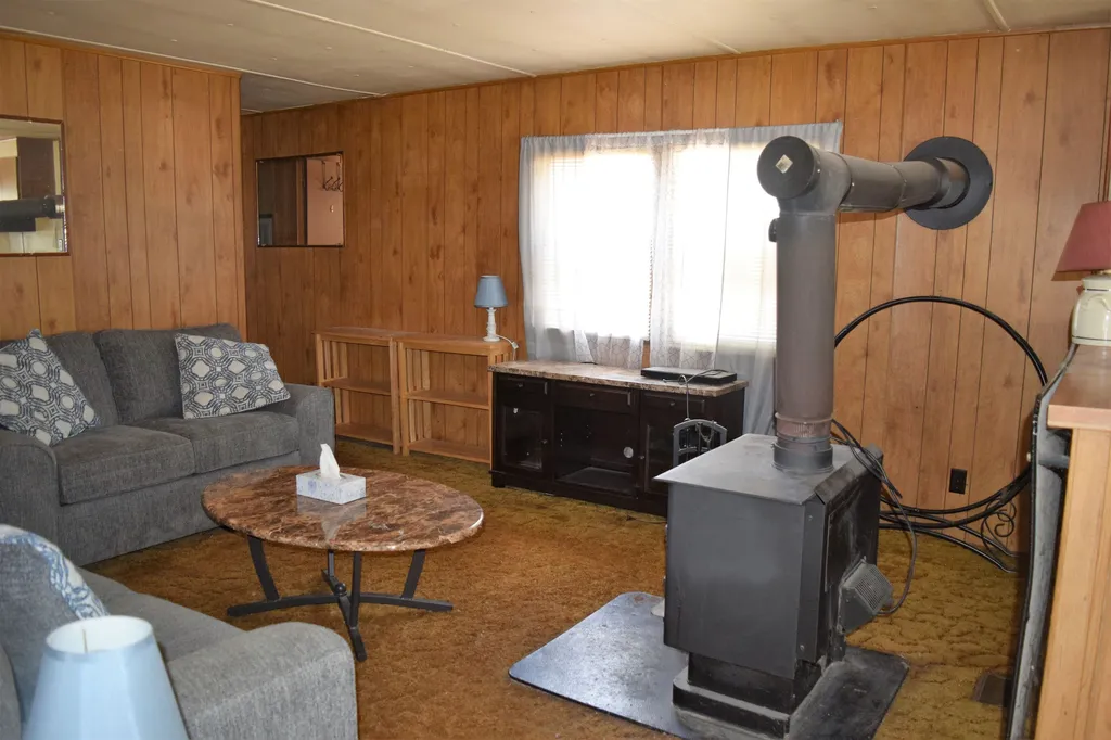 11 Clayton Avenue Rochester NH 03867