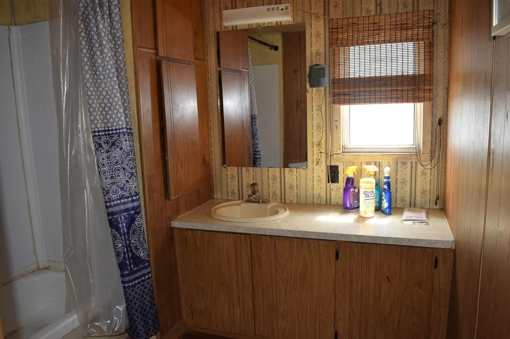 11 Clayton Avenue Rochester NH 03867