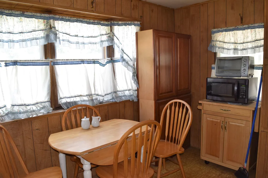 11 Clayton Avenue Rochester NH 03867