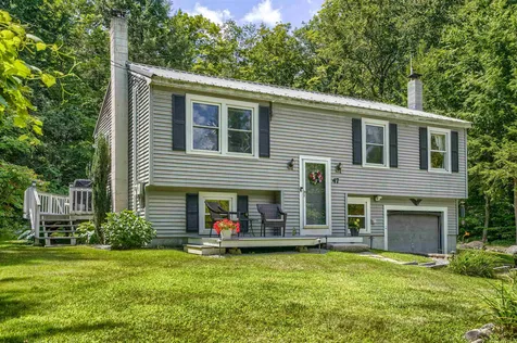 47 Woodbury Road Weare NH 03281