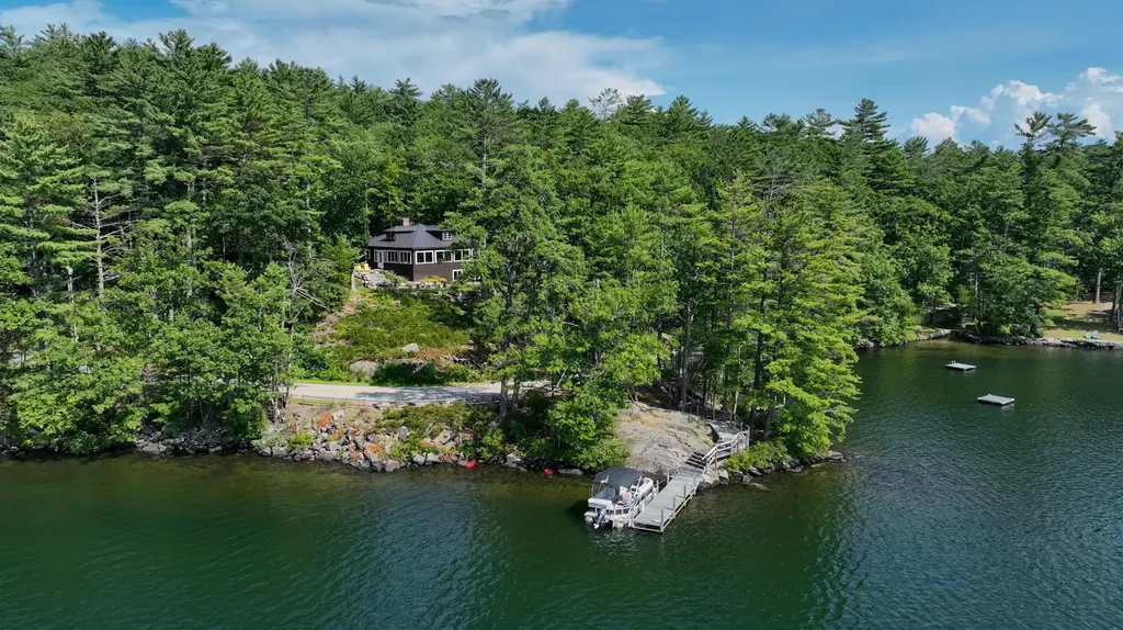 229 Webster Avenue Franklin NH 03235