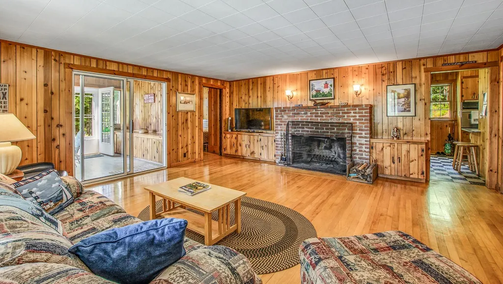 229 Webster Avenue Franklin NH 03235