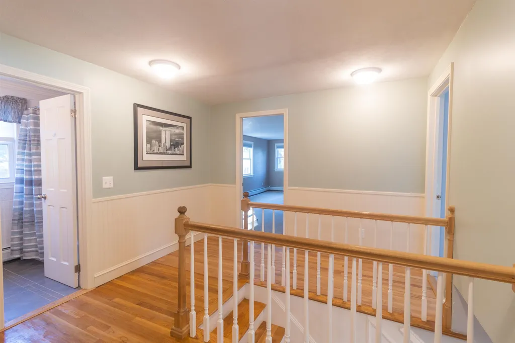 81 Carolan Avenue Hampton NH 03842