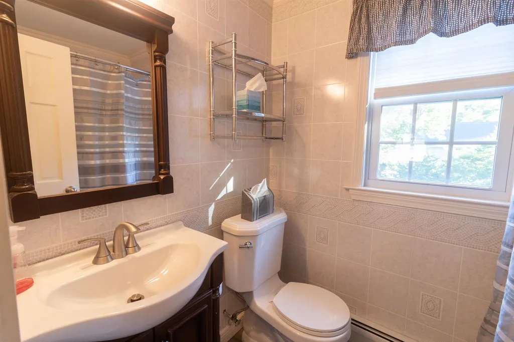 81 Carolan Avenue Hampton NH 03842