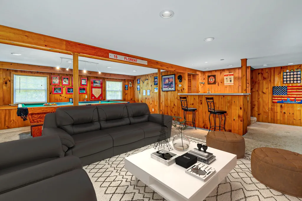 81 Carolan Avenue Hampton NH 03842