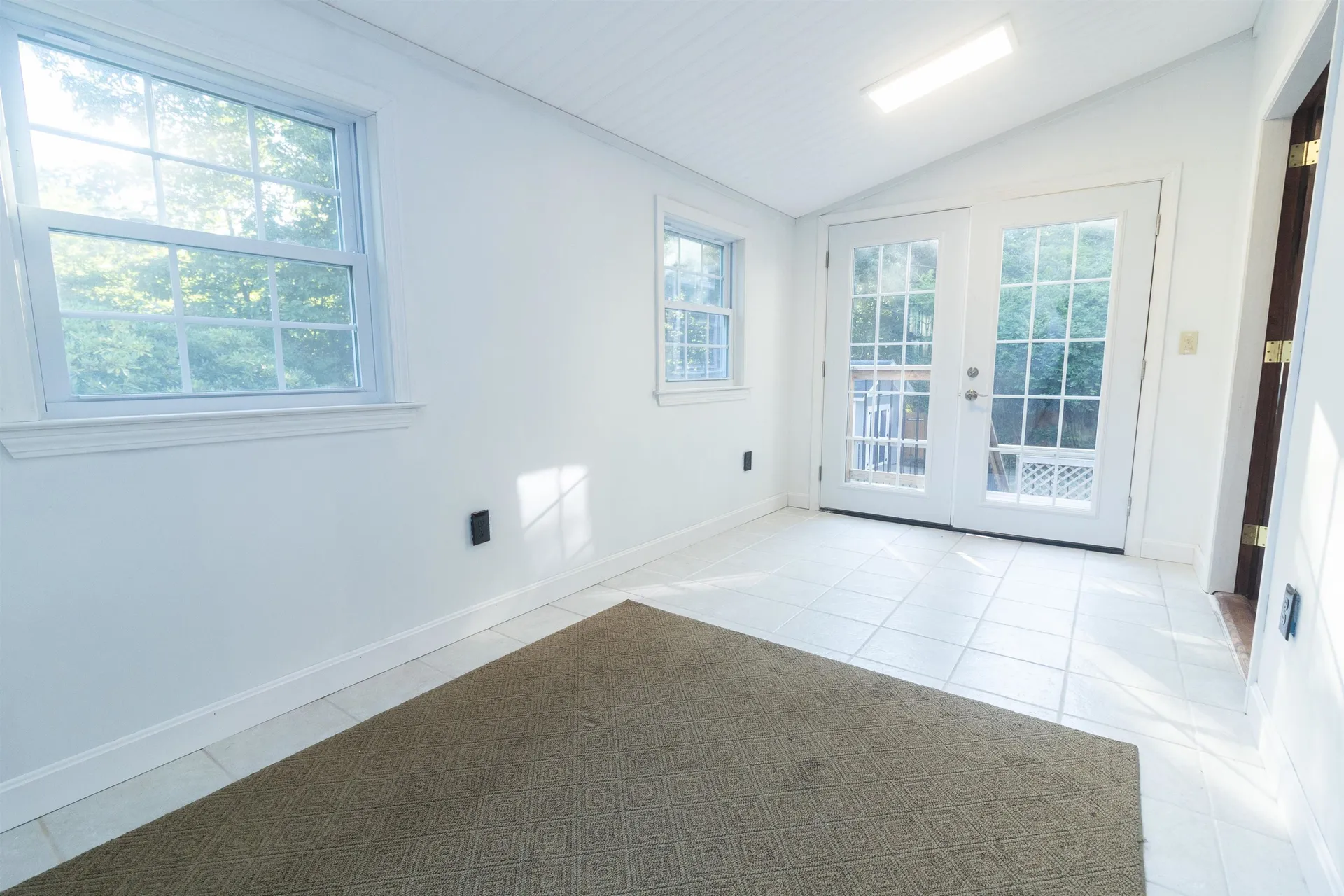81 Carolan Avenue Hampton NH 03842
