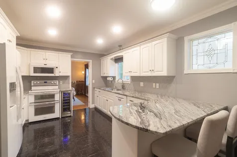 81 Carolan Avenue Hampton NH 03842