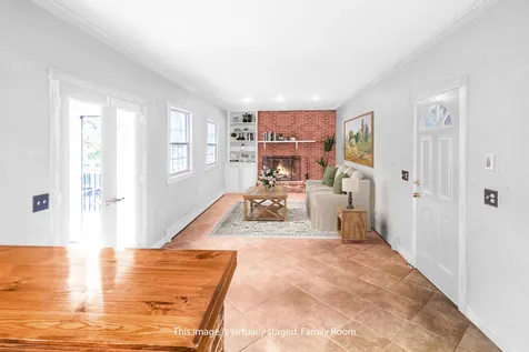 81 Carolan Avenue Hampton NH 03842