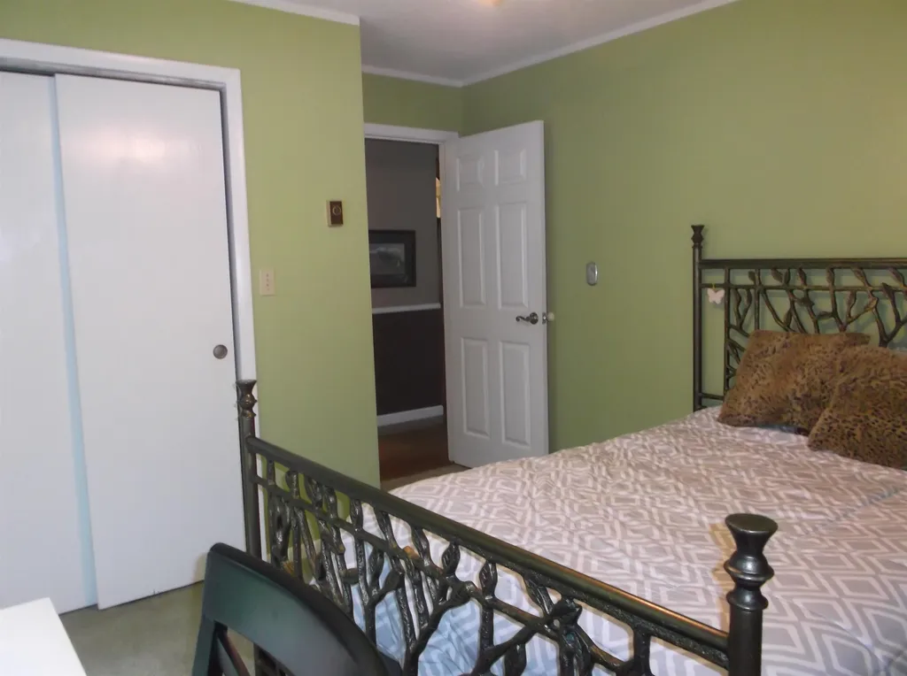 56 White Cedar Lane Shelburne VT 05482