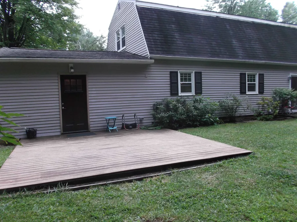 56 White Cedar Lane Shelburne VT 05482