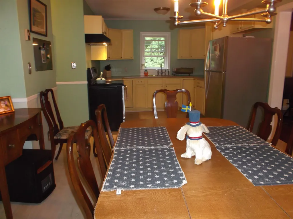 56 White Cedar Lane Shelburne VT 05482