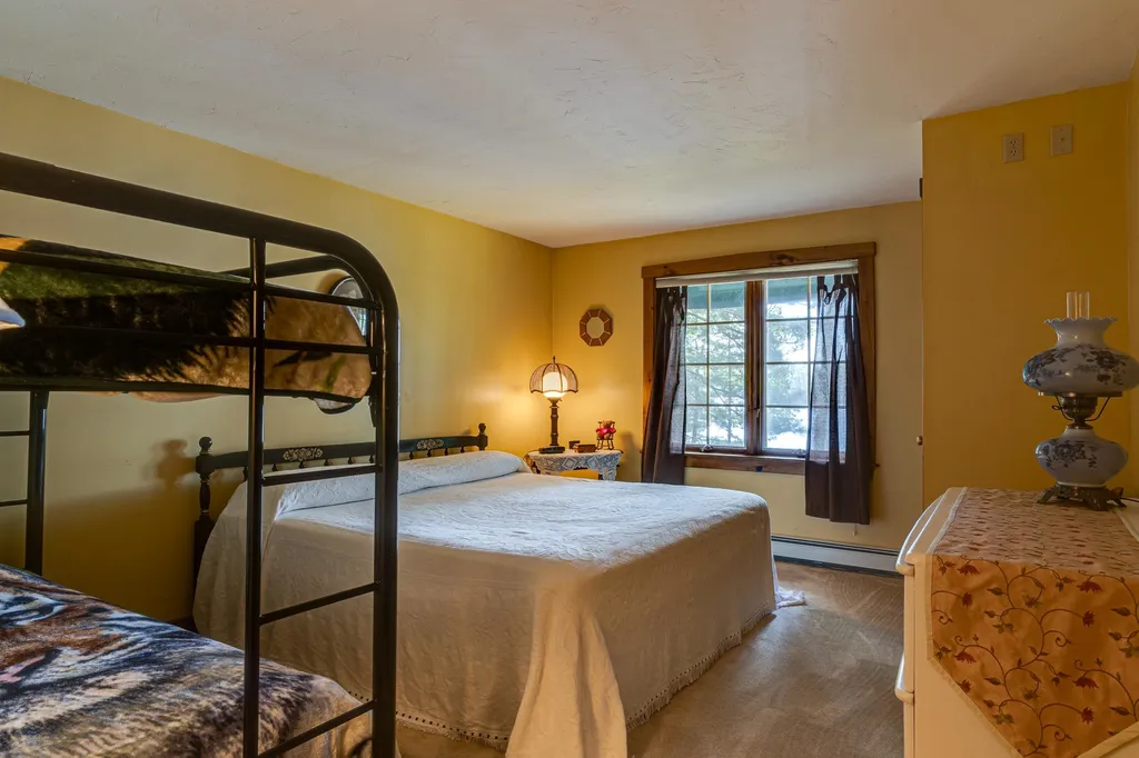 28 Balch Hill Road Wakefield NH 03830
