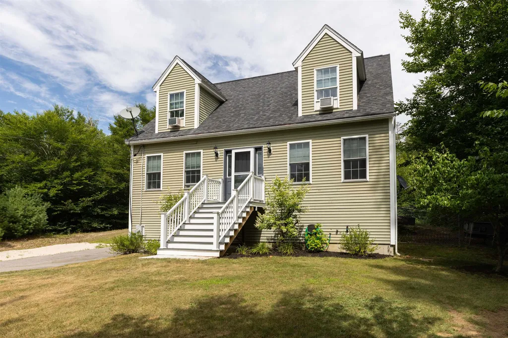 73 Cherub Drive Farmington NH 03835