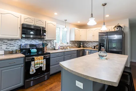 73 Cherub Drive Farmington NH 03835
