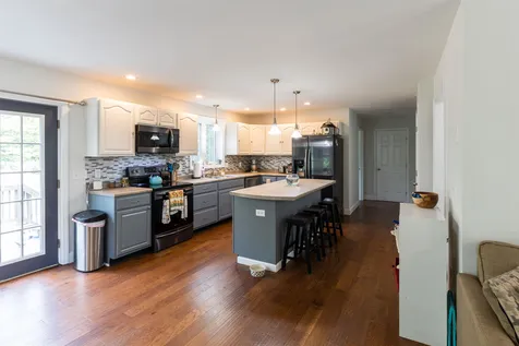 73 Cherub Drive Farmington NH 03835