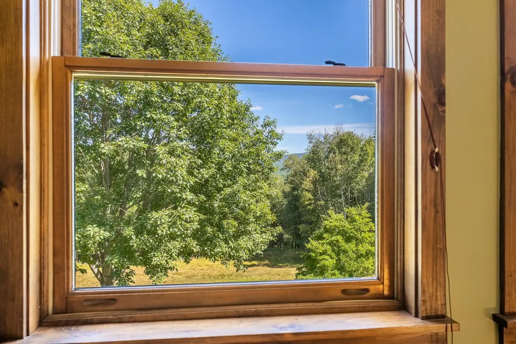 111 Dyke Drive Orford NH 03777