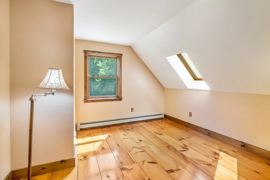 111 Dyke Drive Orford NH 03777