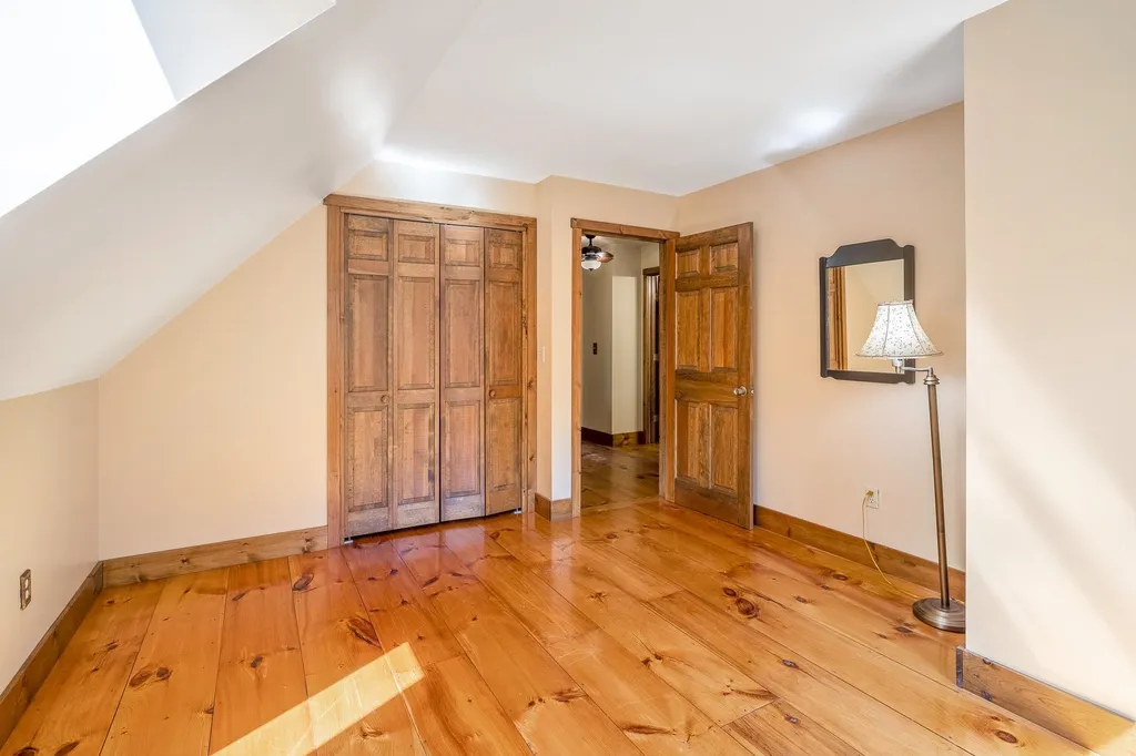 111 Dyke Drive Orford NH 03777