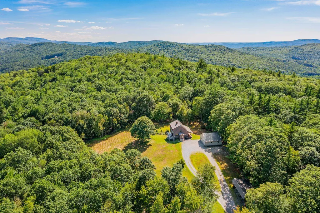 111 Dyke Drive Orford NH 03777