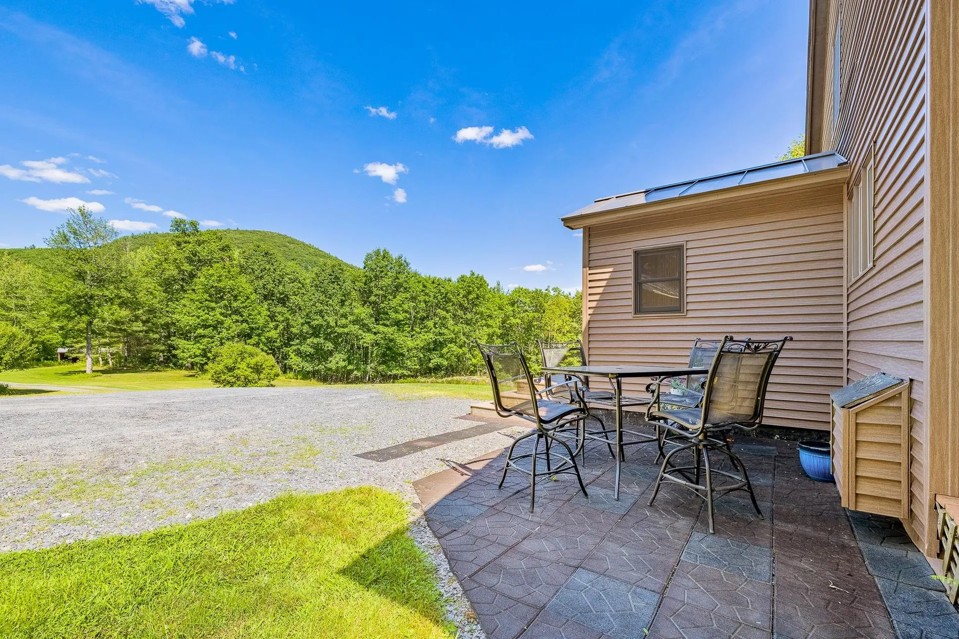 111 Dyke Drive Orford NH 03777