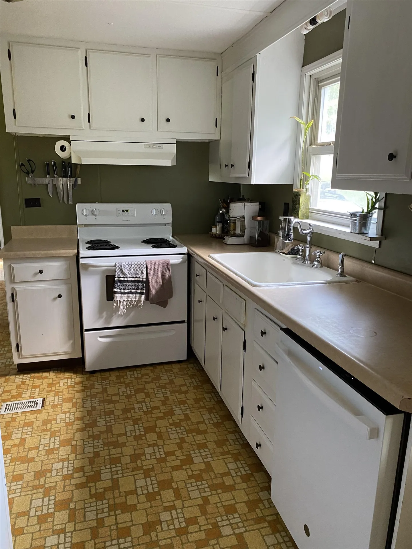 2616 Guinea Road Charlotte VT 05445