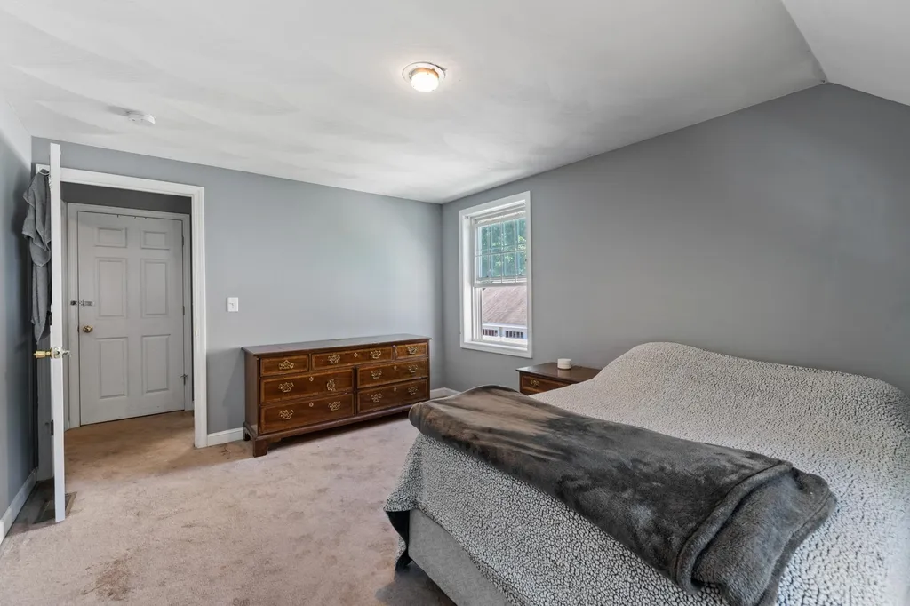 61b Pennichuck Street Nashua NH 03064