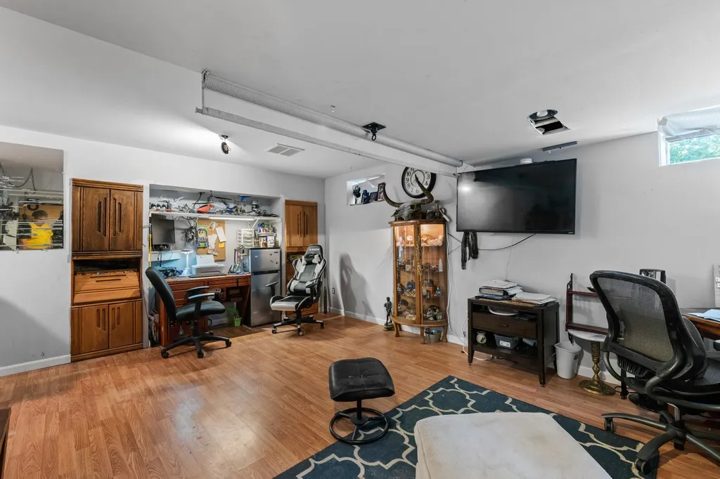 61b Pennichuck Street Nashua NH 03064