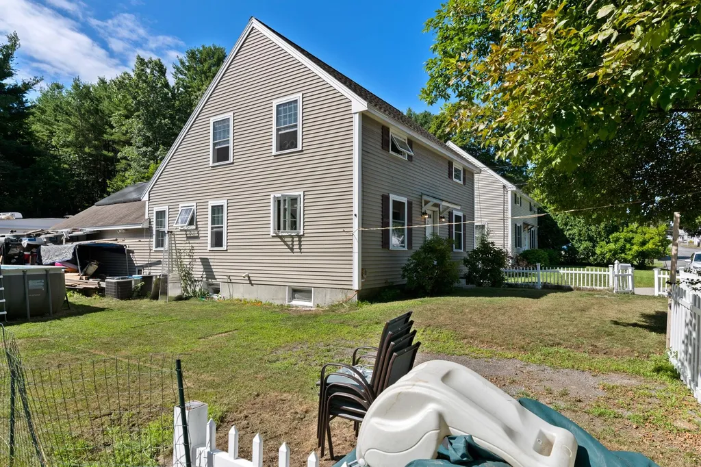 61b Pennichuck Street Nashua NH 03064