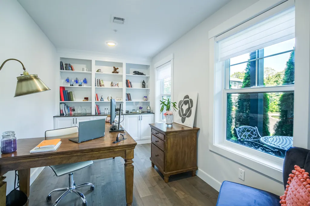 2075 Lafayette Road Portsmouth NH 03801