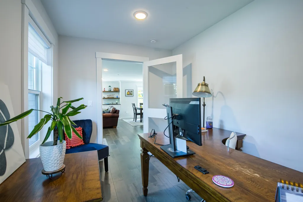 2075 Lafayette Road Portsmouth NH 03801