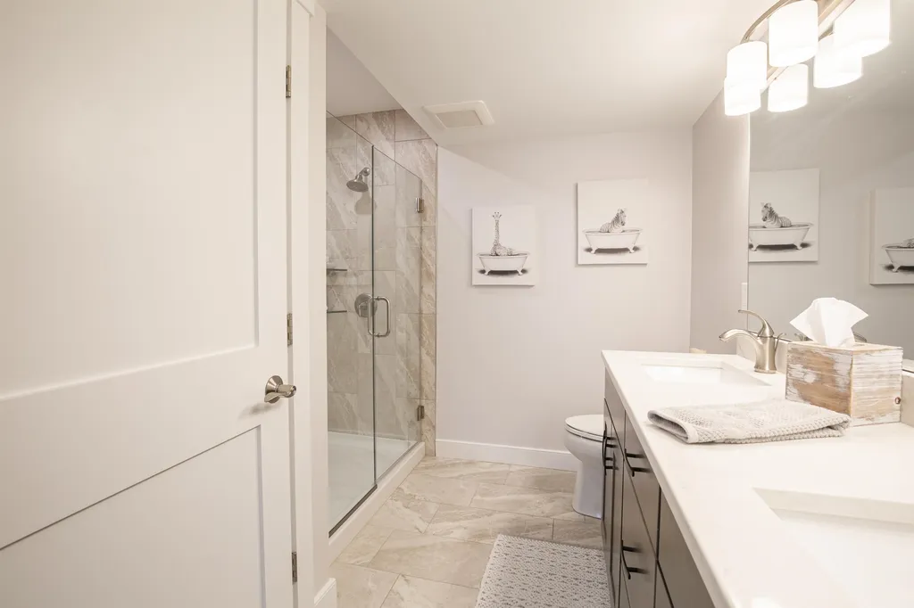 2075 Lafayette Road Portsmouth NH 03801