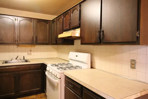 7 Lancelot Court Salem NH 03079