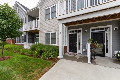 81 Holland Lane Williston VT 05495