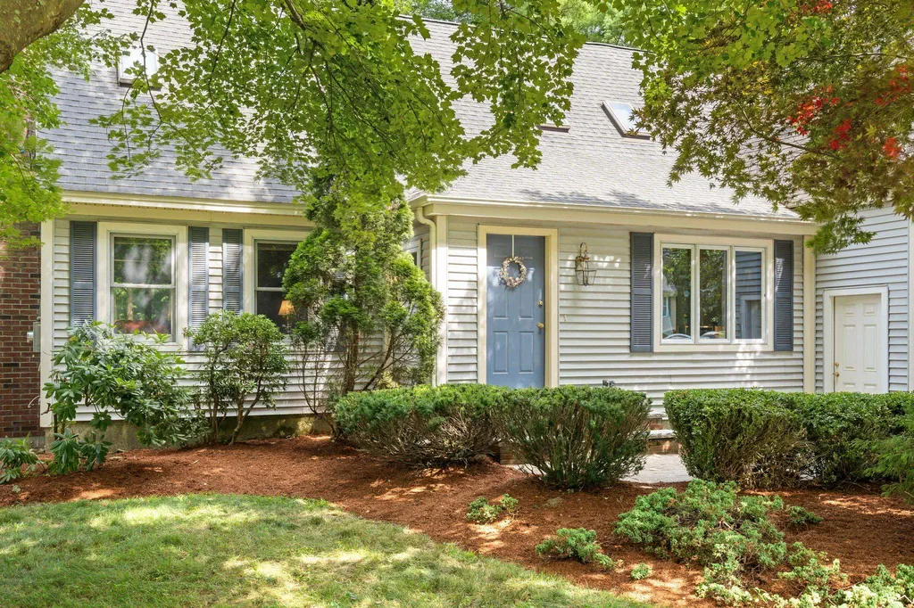 3 Pioneer Drive Nashua NH 03062
