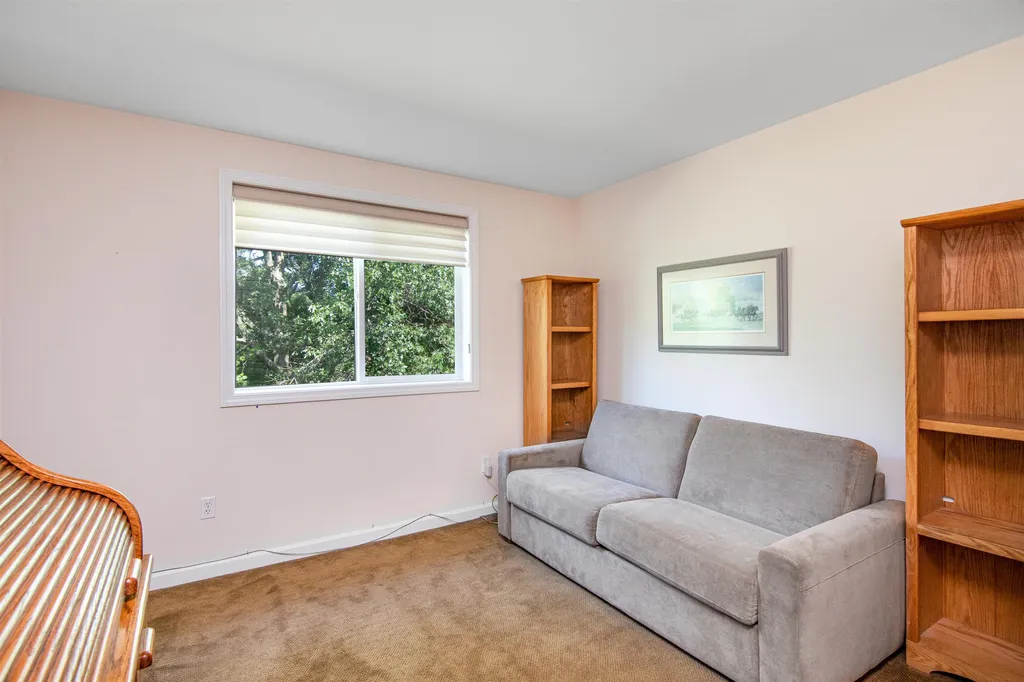 186 Hummingbird Lane South Burlington VT 05403