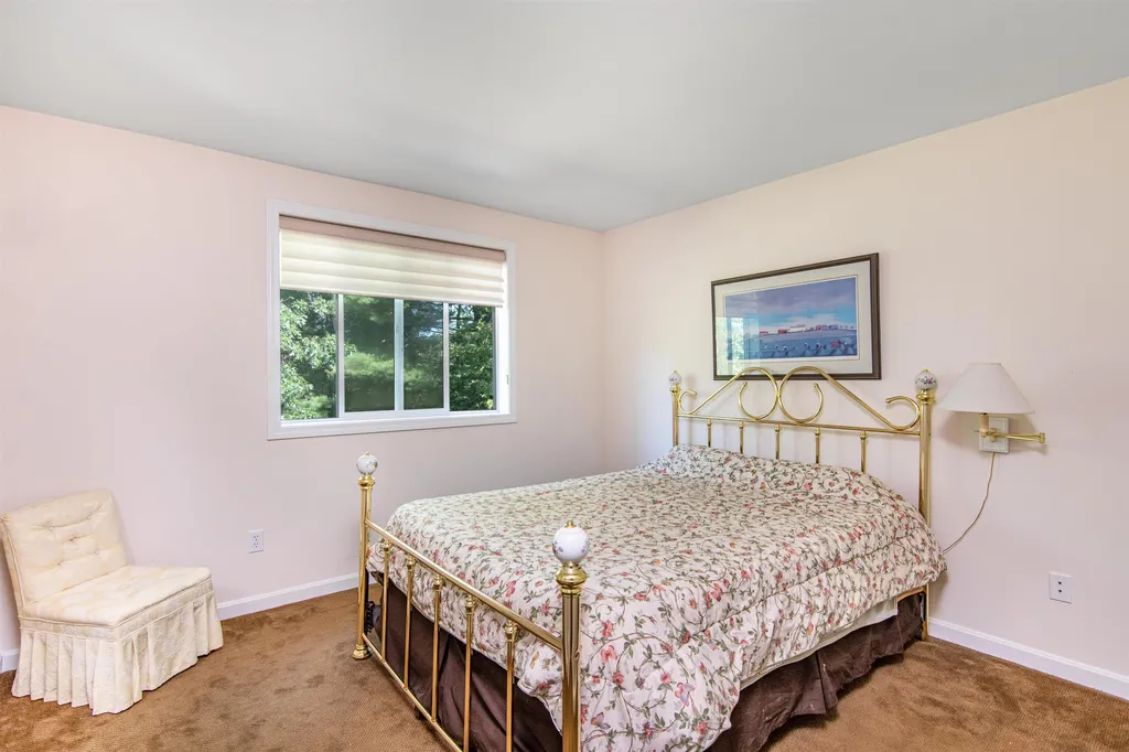 186 Hummingbird Lane South Burlington VT 05403
