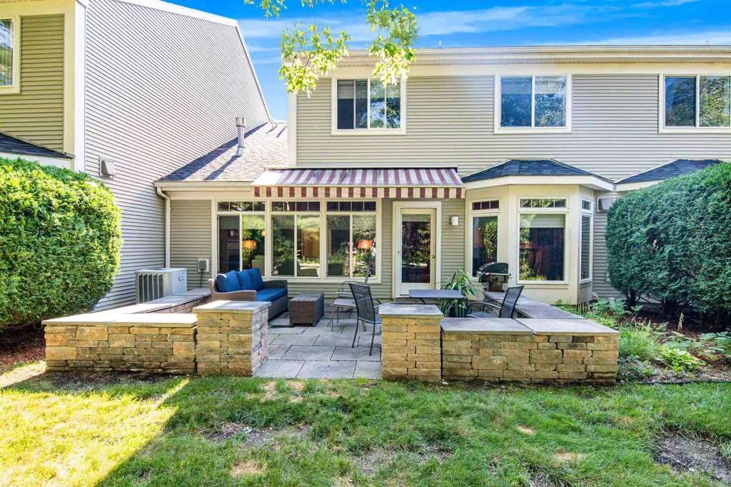 186 Hummingbird Lane South Burlington VT 05403