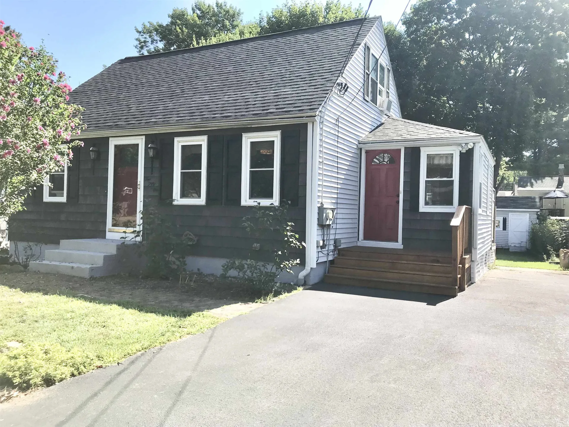 251 Elgin Avenue Manchester NH 03104